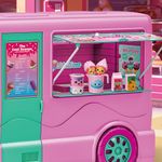 Set de Juego Food Truck y Muñeca con Accesorios