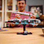 LEGO Star Wars Home One Starcruiser de 559 Piezas