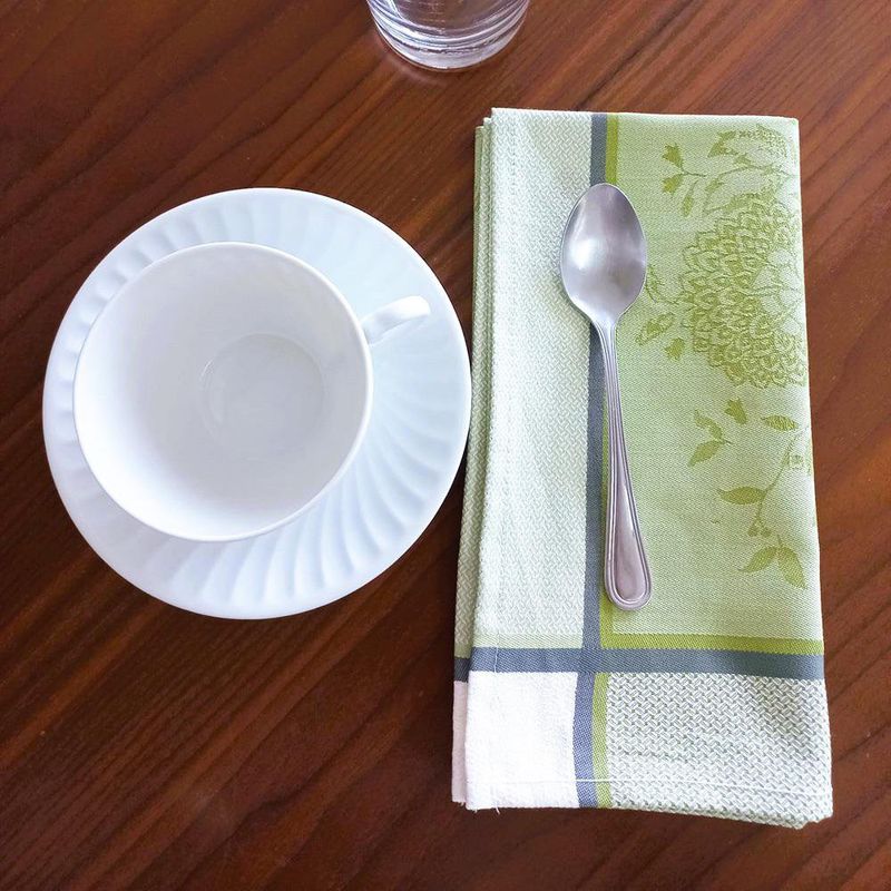 Servilleta de Tela Cuadrada 47 x 47 Cm Color Verde Claro