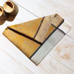 Servilleta de Tela Cuadrada 47 x 47 Cm Color Dorado