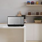 Microondas Midea de 0.7 Pies Cúbicos 20 L Color Negro Espejado