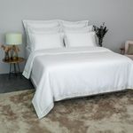 Duvet Blanco 300 Hilos con Acabado Satén King