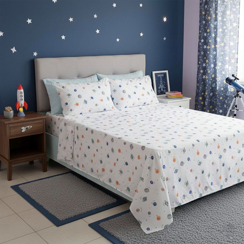 Set de Sábanas 4 Piezas Tamaño Full Queen Diseño Planetas Color Blanco