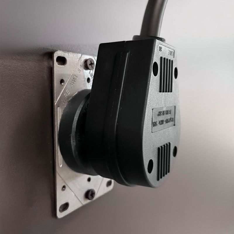 Espiga Tipo I de 125-250 V y 50 A 80