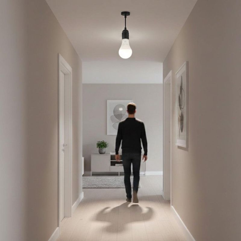 Bombilla LED Base E27 de 10W con Sensor de Movimiento Luz Fría