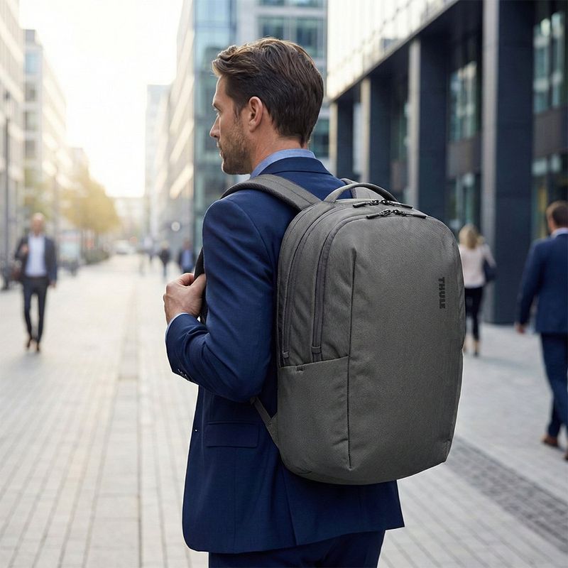 Mochila Thule Subterra para Laptop Color Gris Oscuro de 15.6 Plg