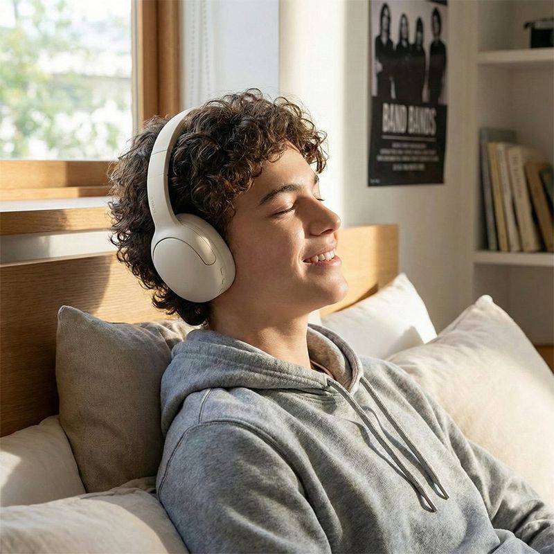 Audífonos On Ear STF Icon Inalámbricos con Micrófono Color Blanco