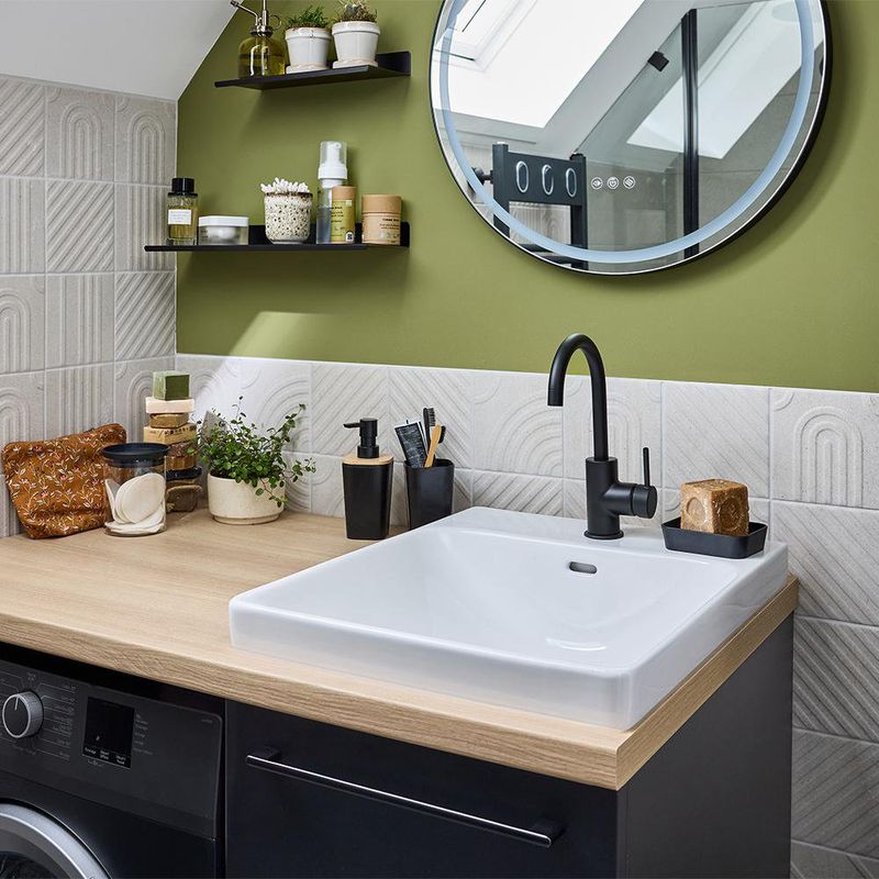 Grifo Monomando Alto Loa para Lavamanos Color Negro Mate