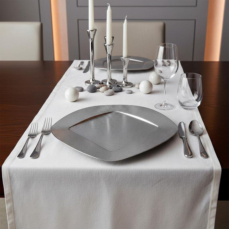 Plato Base de 33 x 33 cm Color Plateado