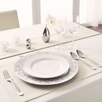 Plato Base de 33 x 33 cm Color Plateado con Relieve Floral