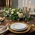 Plato Base Decorativo de 33 x 33 cm Dorado con Diseño Calado Floral