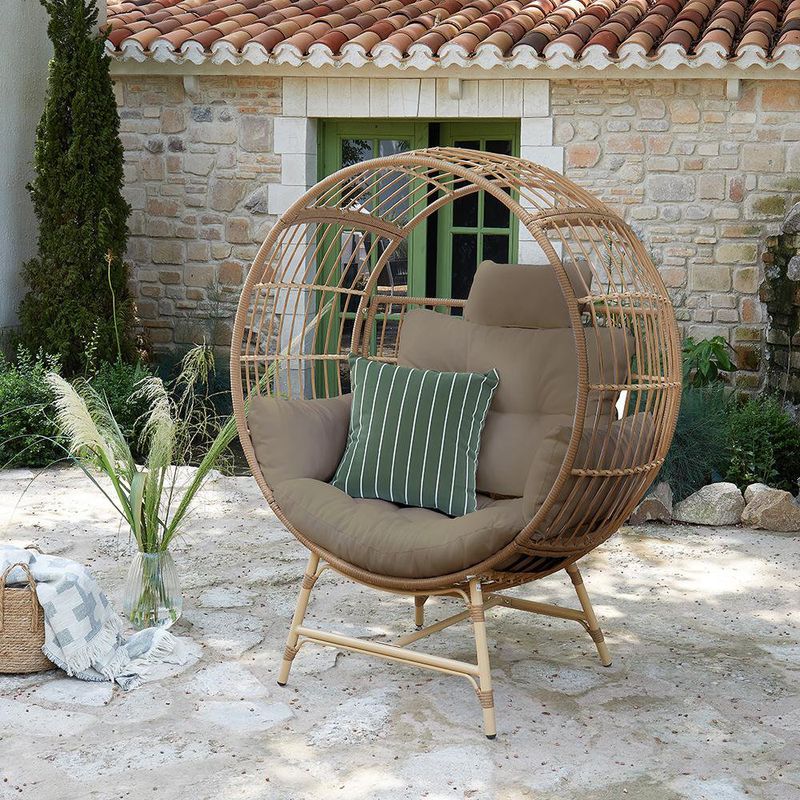 Silla Nido para Exterior Color Café