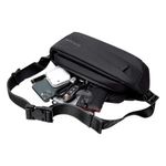 Cangurera Light Hunter Resistente al Agua Color Negro