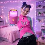 Bocina Inalámbrica Portátil STF Bolt con Luz LED Color Negro