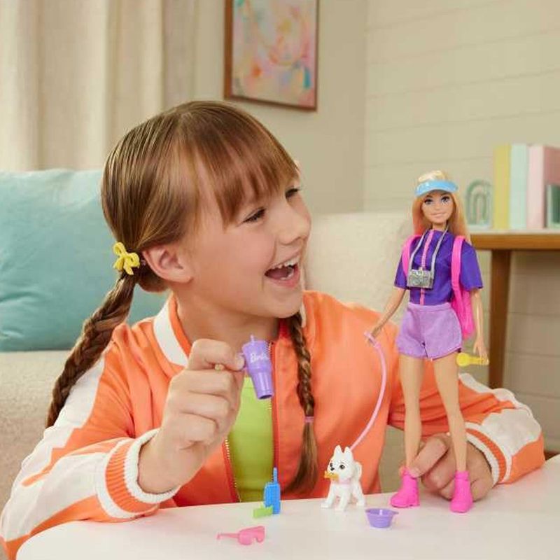 Muñeca Barbie Malibú Aventuras al Aire Libre
