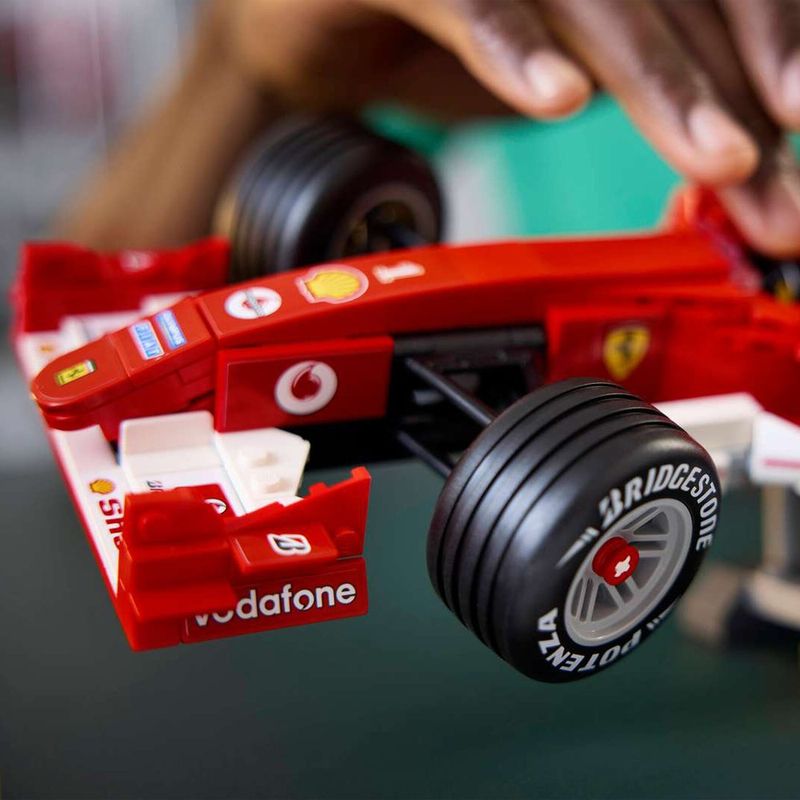 Set Lego Icons Ferrari F2004 & Michael Schumacher