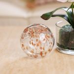 Esfera Decorativa de Vidrio Gris con Pecas 10 x 10 x 10 cm