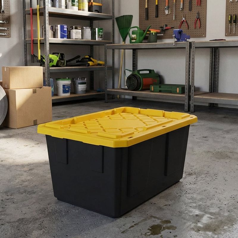 Caja de Almacenamiento de 102 L Color Negro con Tapadera Amarilla
