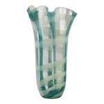 Florero de Vidrio Verde y Blanco 20 x 20 x 35 cm