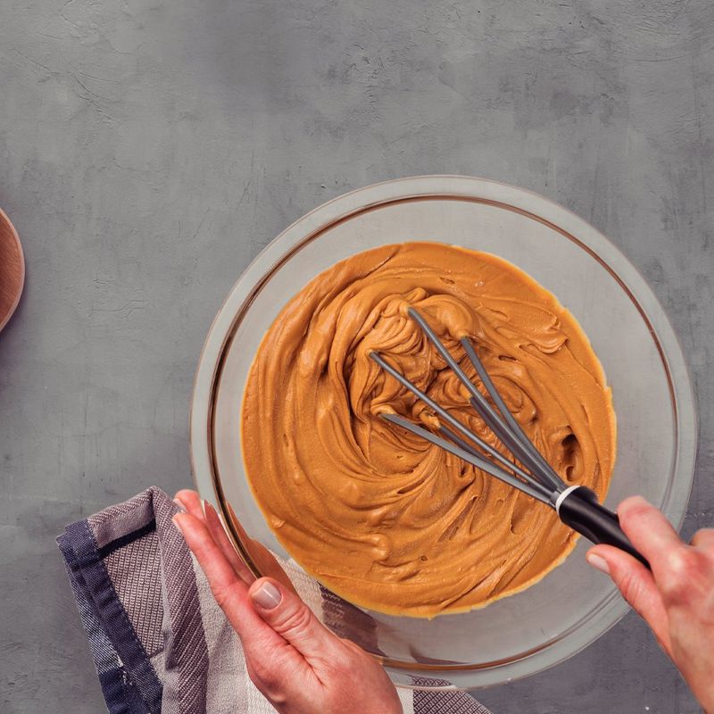 Batidor Manual de Nylon Utilitá