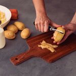 Pelador de Papas y Verduras Utilitá Acero Negro