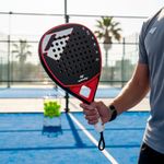 Pala de Pádel Diseño Profesional Negro y Rojo