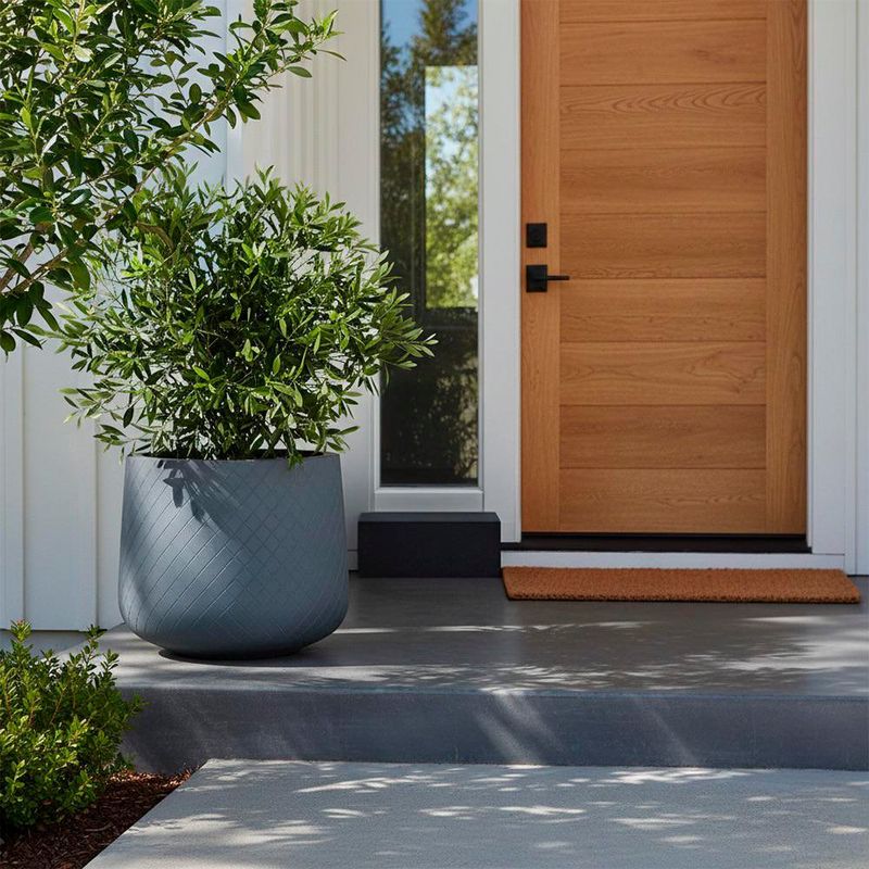 Maceta Hattusa con Diseño Geométrico 55.5 x 55.5 x 44.5 Cm