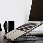 Soporte Ultraligero Flexit de Aluminio para Laptop 15.6 Plg