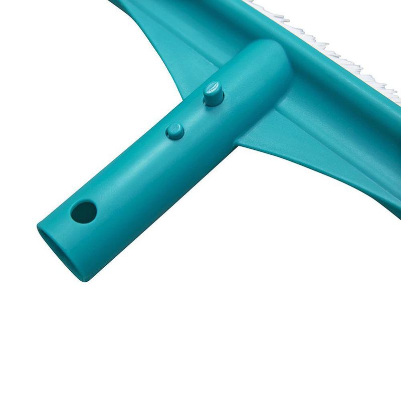 Cepillo Curvo para Piscina con Mango Adaptable 20 Plg