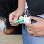 Dispensador Plástico Arm & Hammer con Bolsas para Desechos