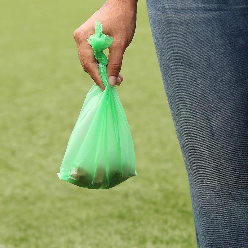 Dispensador Plástico Arm & Hammer con Bolsas para Desechos