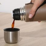 Botella Térmica Leatherette Color Café de 23 Oz