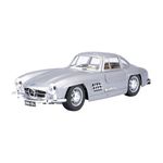 Auto A Escala 1:24 Estándar Diseños Surtidos