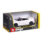Auto A Escala 1:24 Estándar Diseños Surtidos