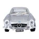 Auto A Escala 1:24 Estándar Diseños Surtidos