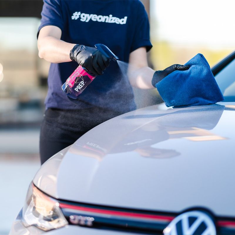 Desengrasante Automotriz Gyeon Q2M Prep para Preparación de Pintura 1000 ml