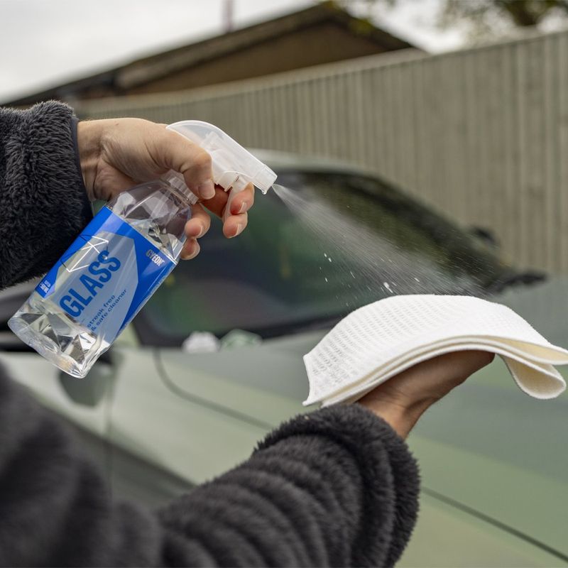 Limpiador de Cristales Automotriz Gyeon Q2M Glass de 500 ml