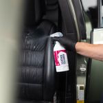 Limpiador para Cuero Automotriz Gyeon Q2M LeatherCleaner Strong 500 ml