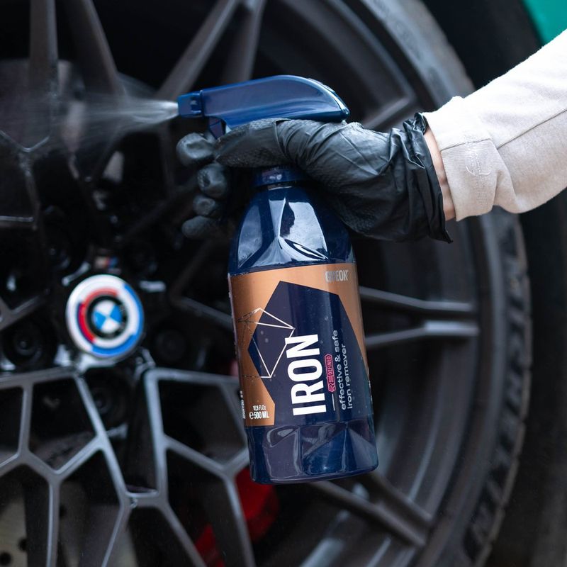 Removedor de Contaminación Férrica Gyeon Q2M Iron Redefined 500 ml