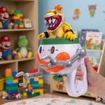 Figura de Bowser Jr con Vehículo de Payaso The Super Mario Galaxy Movie