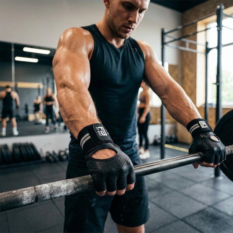 Guantes para Entrenamiento Gym PRO con Muñequera Integrada Talla M Color Negro