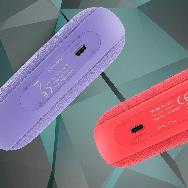 Bocina Portátil Bluetooth Groovesplash Color Morado