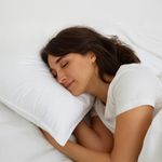 Almohada Alternative Down Tamaño King 50 x 95 cm Firmeza Alta