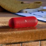 Bocina Inalámbrica Portátil Beats Pill con Bluetooth Color Rojo Audaz