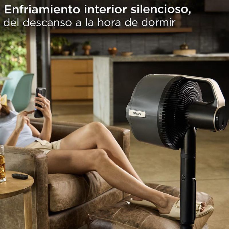 Ventilador con Atomizador Shark FlexBreeze Pro Mist de 5 Velocidades Recargable Color Color Negro