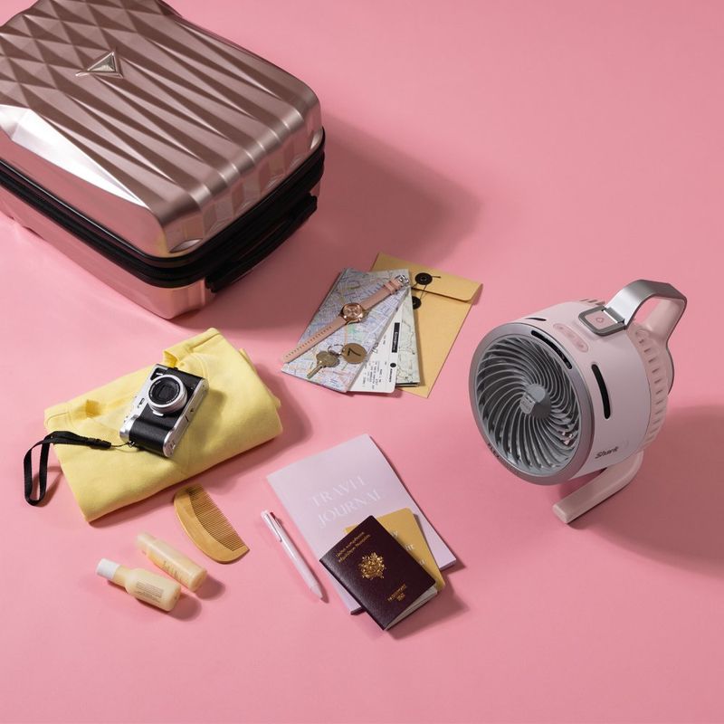 Ventilador Portátil con Asa de Transporte Color Rosado