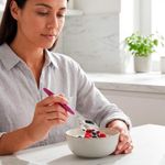 Cucharita Feeling con Mango Color Morado y Acabado en Acero Inoxidable