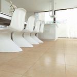 Piso Cerámico 522 Acabado Brillante de 31 x 31 Cm Color Beige