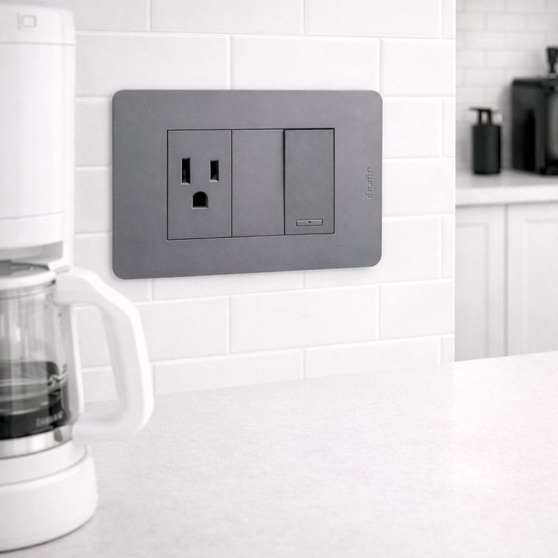 Placa Triple Modular Tipo MatixGo para Interruptor Color Gris