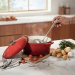 Olla de 24 cm en Hierro Fundido con Tapadera Color Rojo